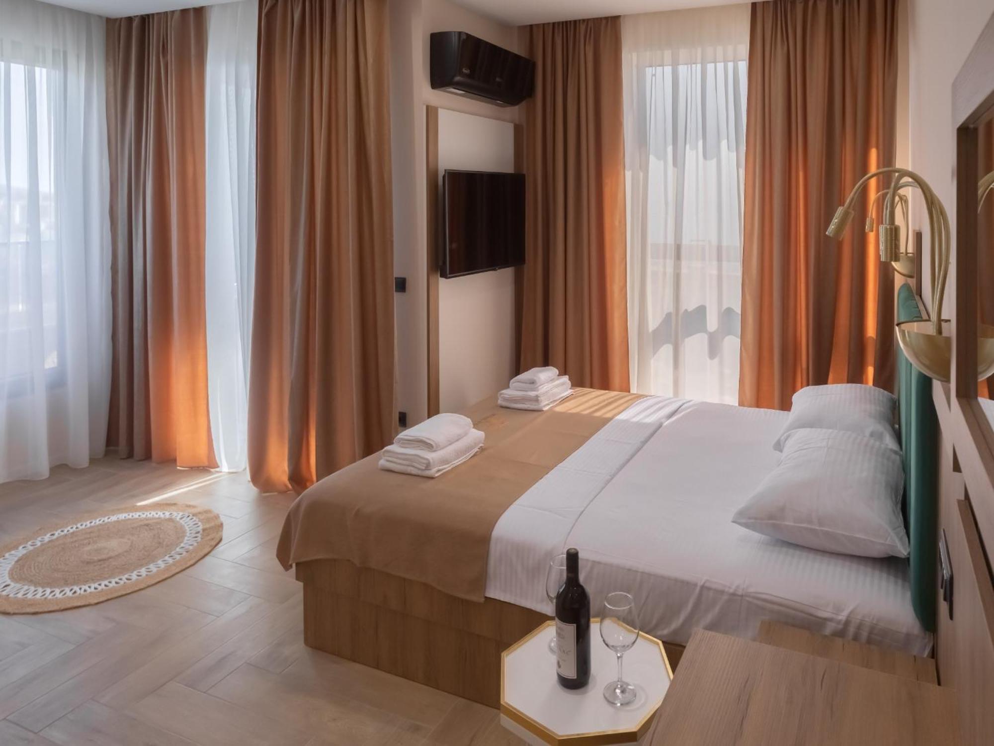 Hotel Diman Dobra Voda Exteriör bild
