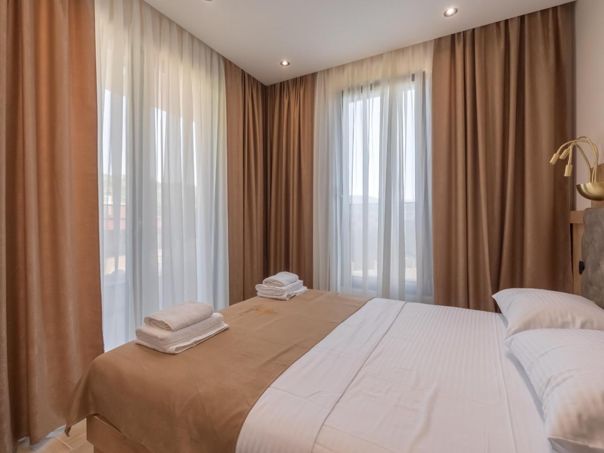 Hotel Diman Dobra Voda Exteriör bild