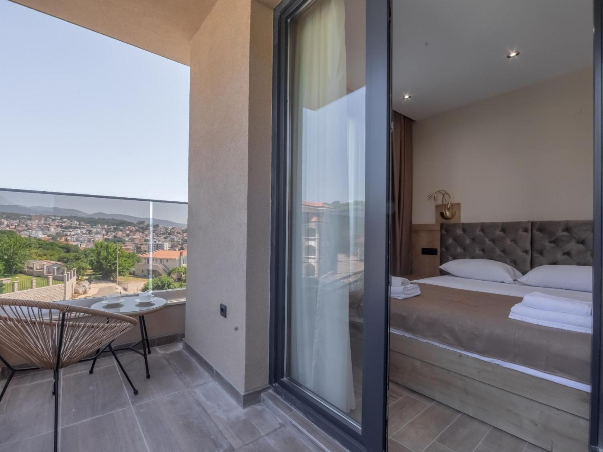 Hotel Diman Dobra Voda Exteriör bild