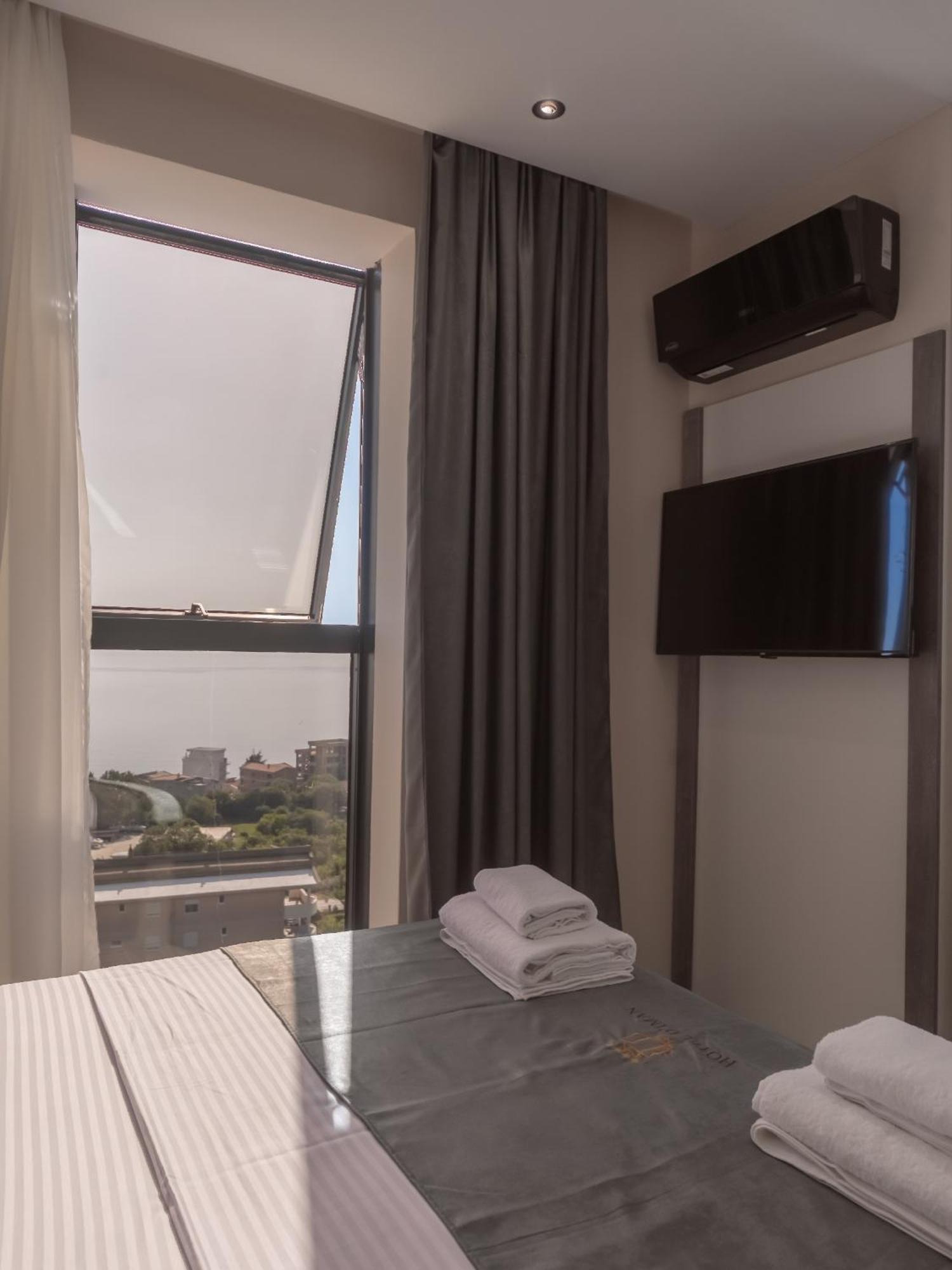 Hotel Diman Dobra Voda Rum bild